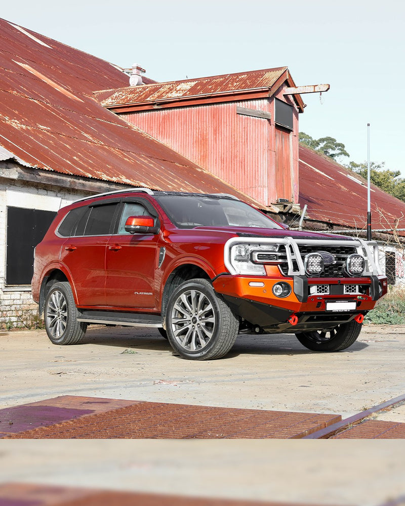 Platinum Everest Build | Bull Bar, Lighting, Communication & Seatcovers - Mick Tighe 4x4 & Outdoor
