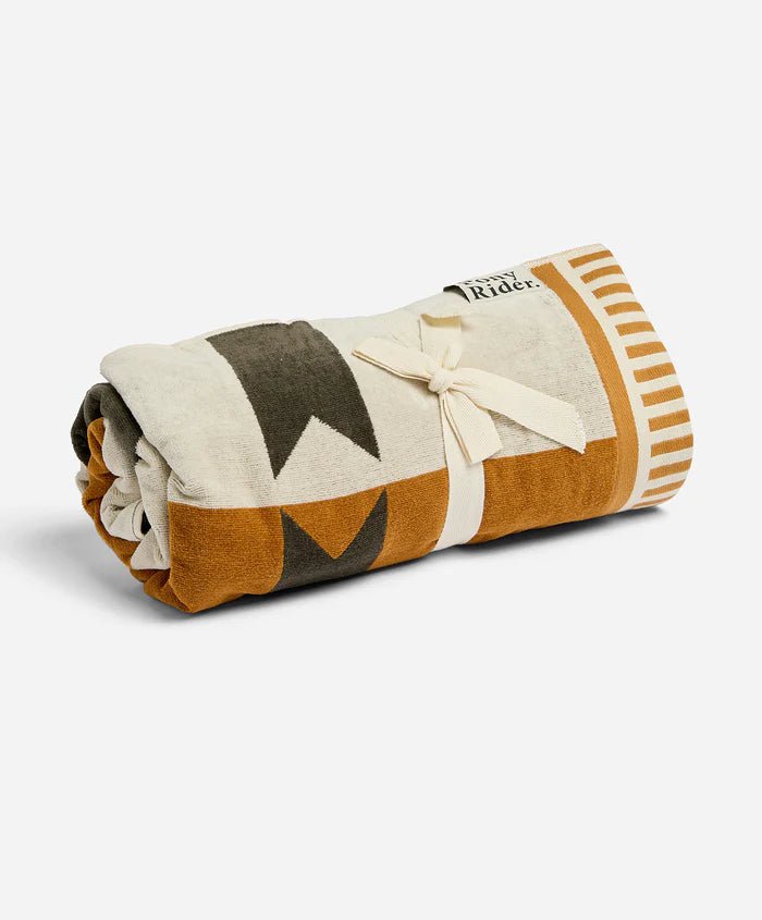 Rocky Mountain Large Towel | Natural / Khaki - Mick Tighe 4x4 & Outdoor - Pony Rider - BT38002R - Rocky Mountain Large Towel | Natural / Khaki