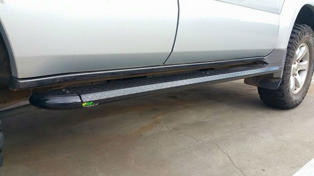 Steel Side Steps to suit Toyota Landcruiser 76 Series 2007+